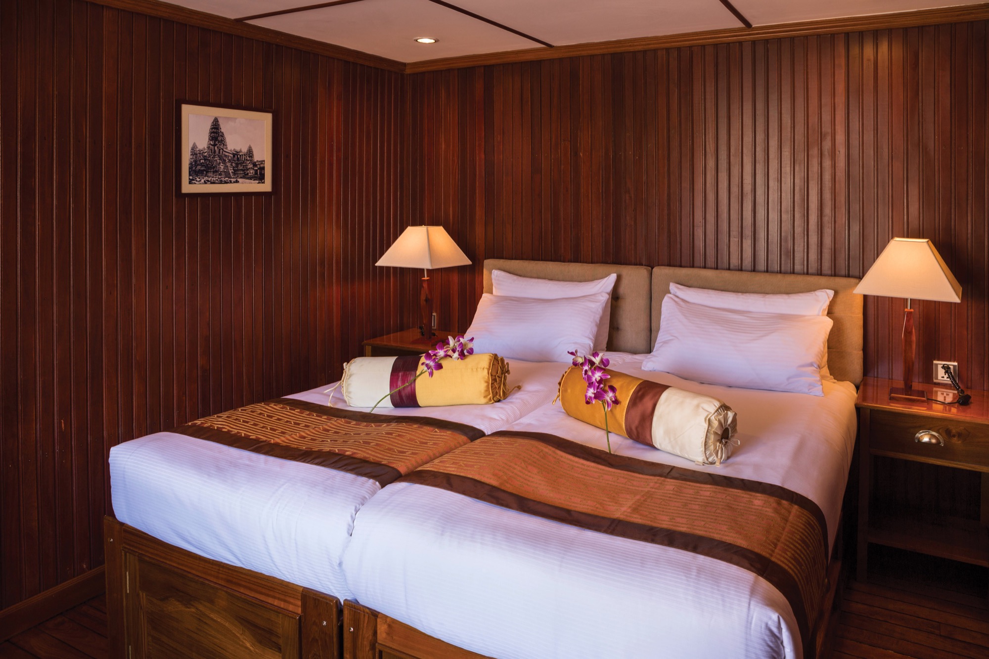 Pandaw RV Angkor Pandaw Cabin 3.jpg